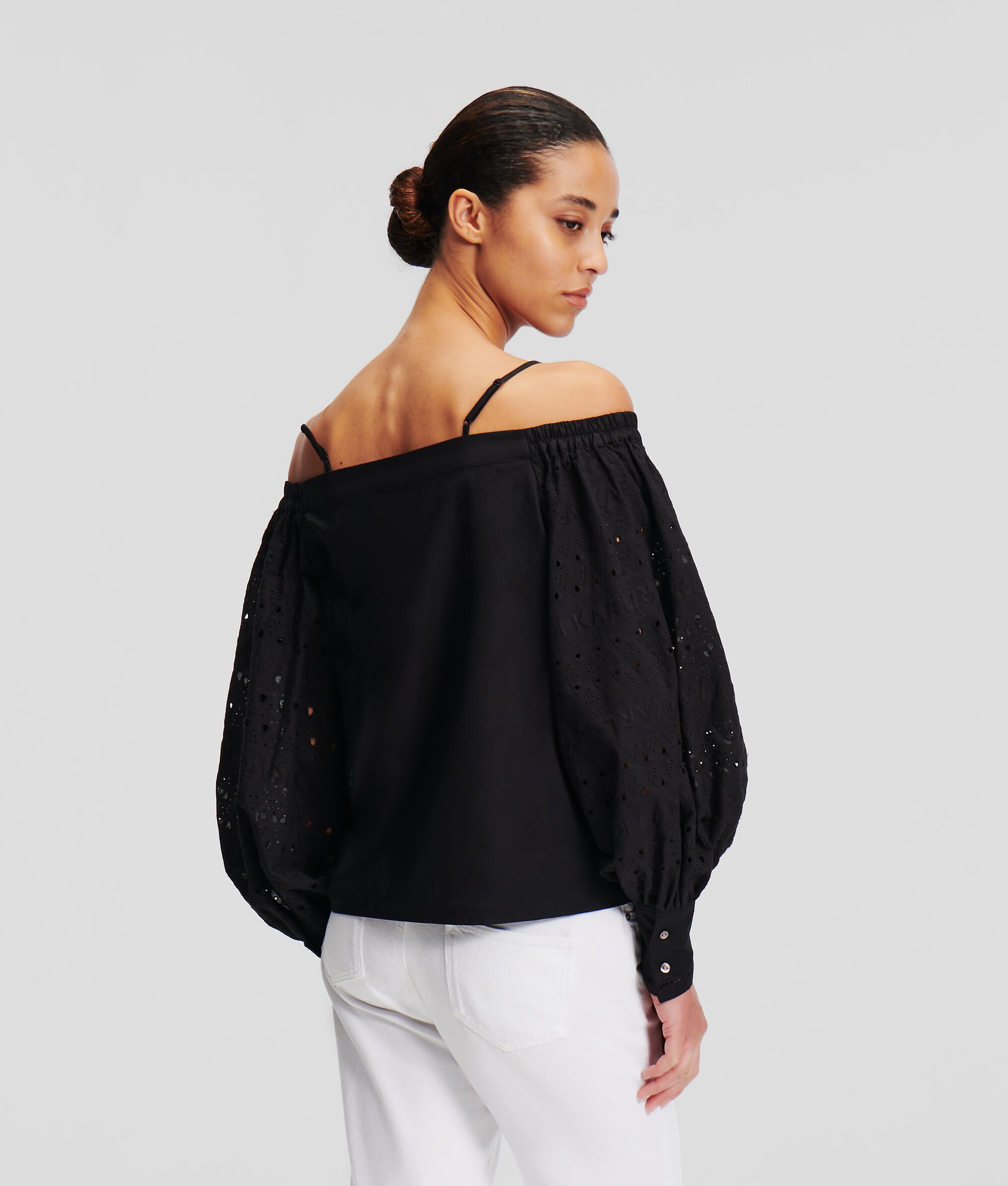 (image for) Robust Broderie Anglaise Off-Shoulder Blouse